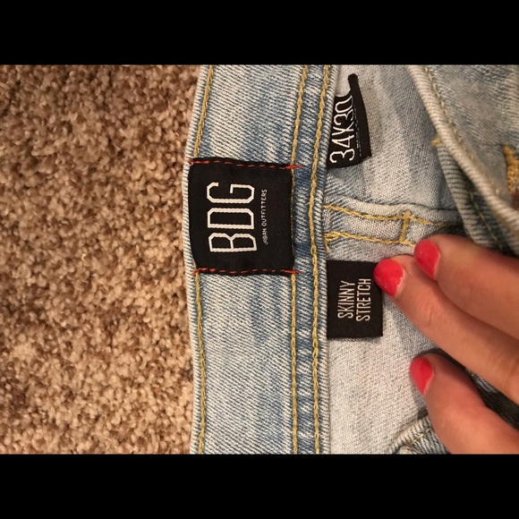 Men’s urban outfitters BDG light wash jeans - Picture 2 of 4